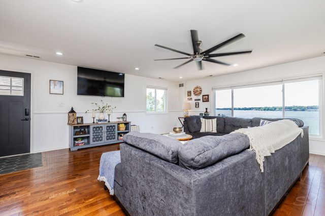 13512 Dewey Street, Cedar Lake, IN 46303