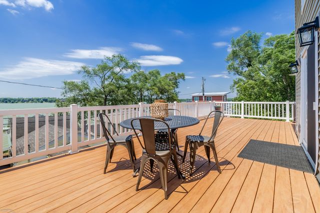 13512 Dewey Street, Cedar Lake, IN 46303