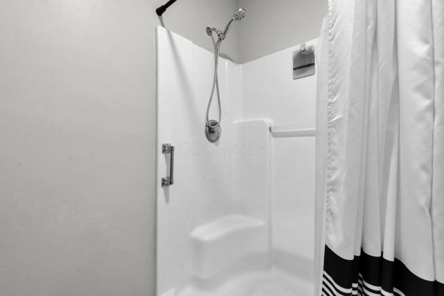 185 Groveport Pike, 1B, Canal Winchester, OH 43110