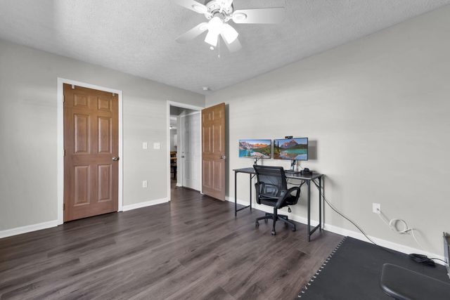 185 Groveport Pike, 1B, Canal Winchester, OH 43110