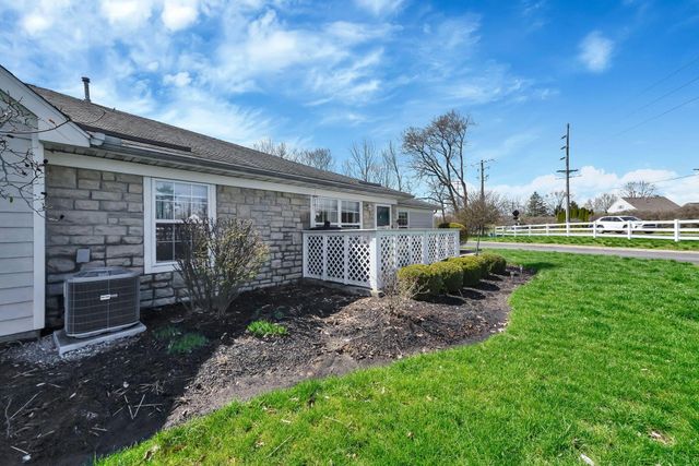 185 Groveport Pike, 1B, Canal Winchester, OH 43110