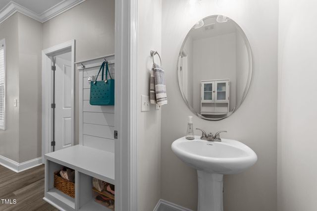 76 Shadybrook Drive, Benson, NC 27504