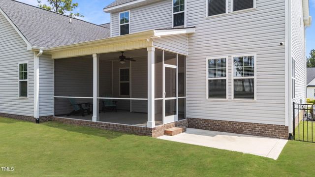 76 Shadybrook Drive, Benson, NC 27504