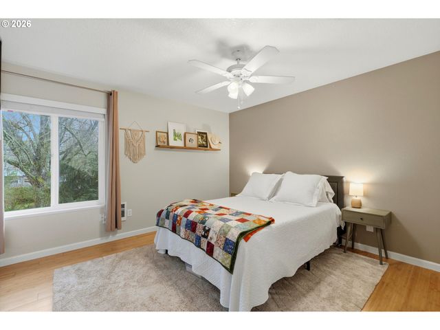 28740 Sw PARKWAY Ave D2, Wilsonville, OR 97070