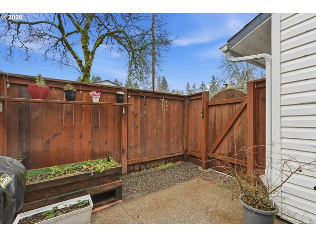 28740 Sw PARKWAY Ave D2, Wilsonville, OR 97070