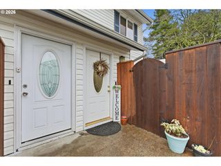 28740 Sw PARKWAY Ave D2, Wilsonville, OR 97070