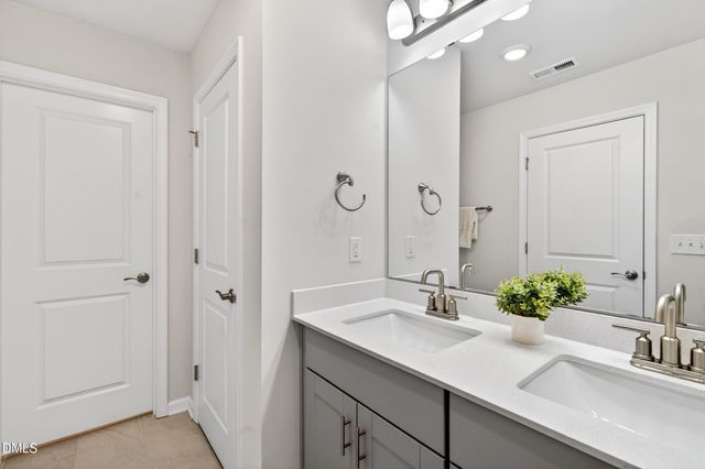 131 Joneshaven Drive, Fuquay Varina, NC 27526