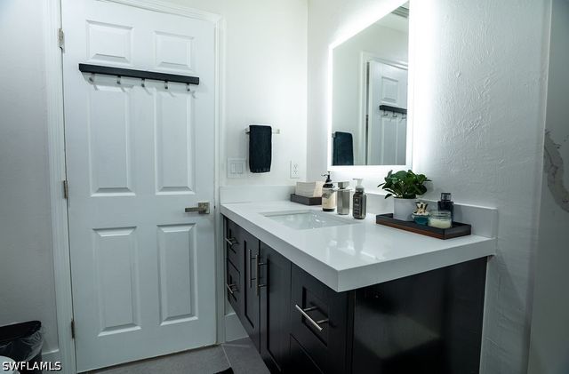 19 NW 13th PL, Cape Coral, FL 33993