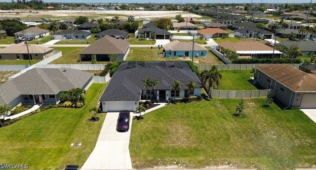 19 NW 13th PL, Cape Coral, FL 33993