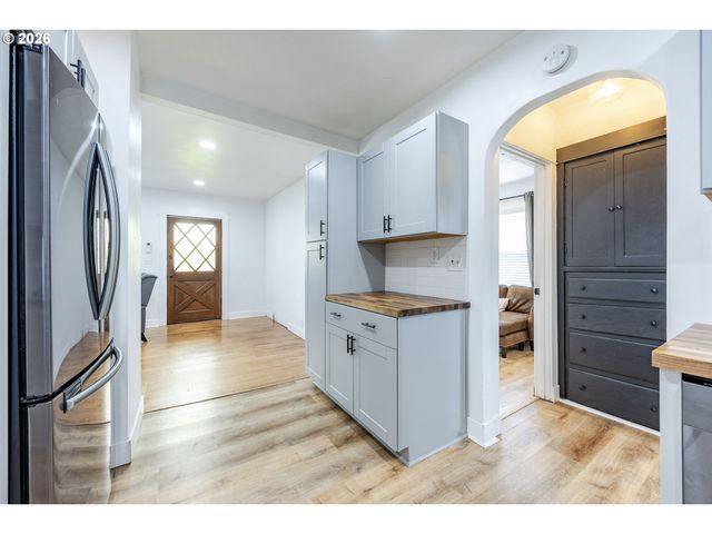 1362 W 11TH Ave, Eugene, OR 97402