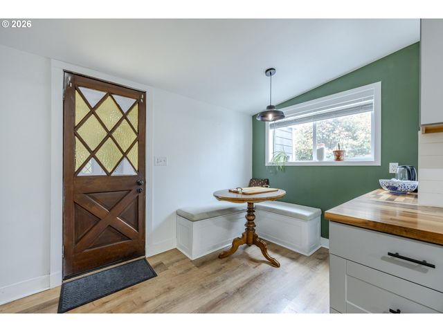 1362 W 11TH Ave, Eugene, OR 97402