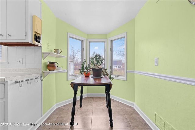 3423 Upton Road, Lansing, MI 48917