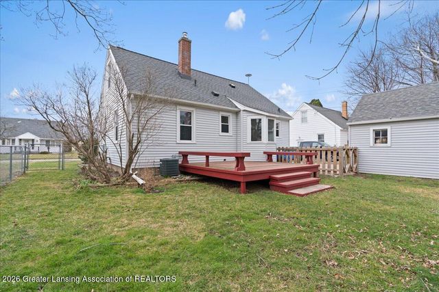 3423 Upton Road, Lansing, MI 48917