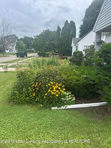 3423 Upton Road, Lansing, MI 48917