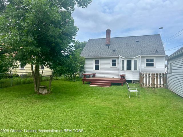 3423 Upton Road, Lansing, MI 48917