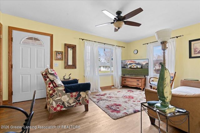 3423 Upton Road, Lansing, MI 48917