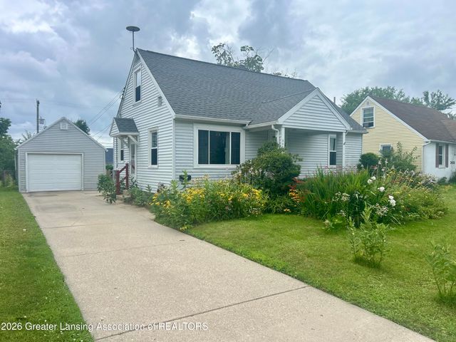 3423 Upton Road, Lansing, MI 48917