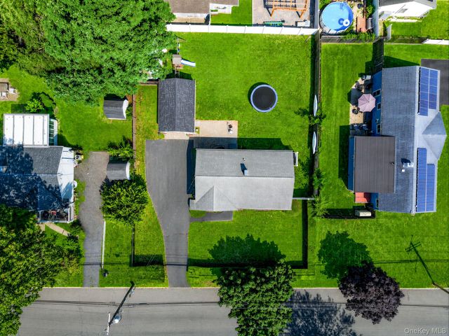 2803 Eagle Avenue, Medford, NY 11763