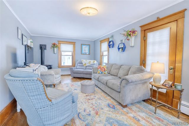 15 3rd Avenue, Franklinville, NY 14737