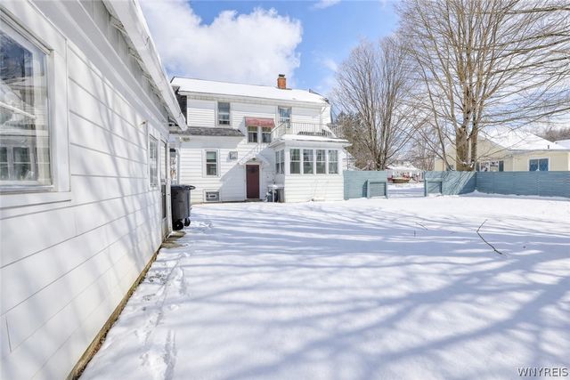 15 3rd Avenue, Franklinville, NY 14737