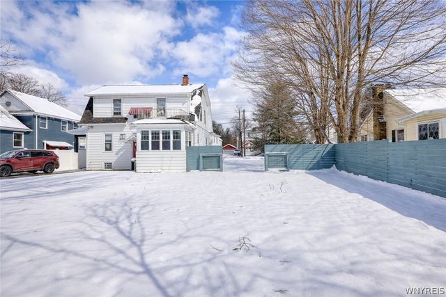 15 3rd Avenue, Franklinville, NY 14737