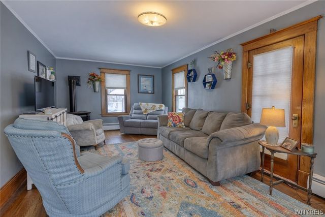 15 3rd Avenue, Franklinville, NY 14737