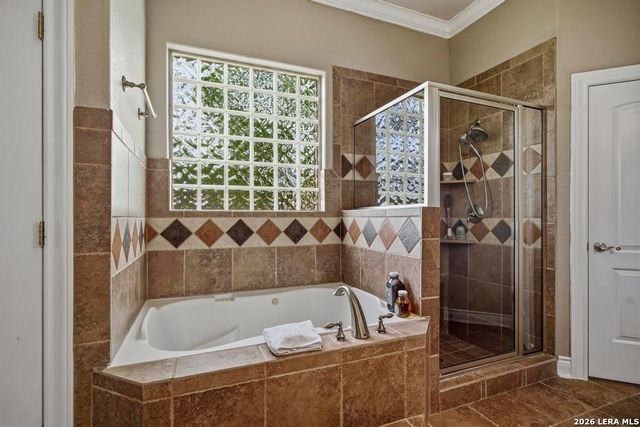 101 SHADY RIDGE DR, Boerne, TX 78006