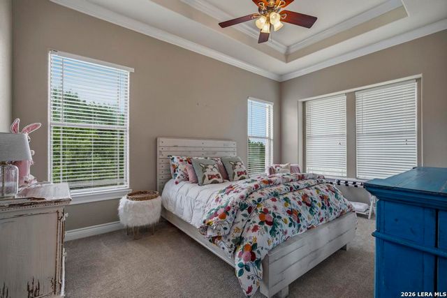 101 SHADY RIDGE DR, Boerne, TX 78006