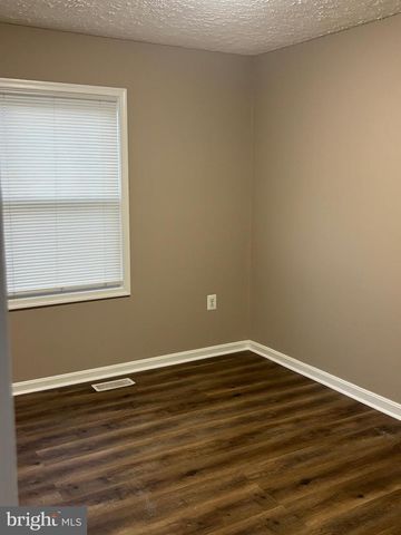 2121 N ANVIL LN, Temple Hills, MD 20748