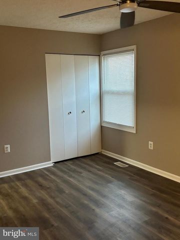 2121 N ANVIL LN, Temple Hills, MD 20748