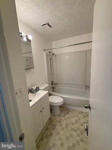 2121 N ANVIL LN, Temple Hills, MD 20748