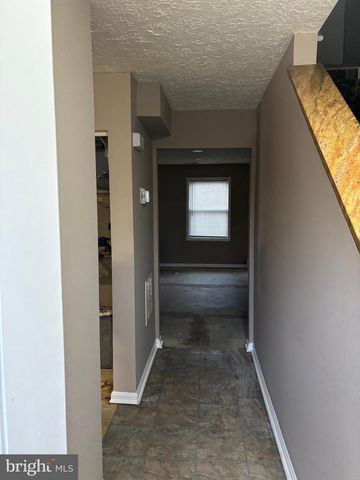 2121 N ANVIL LN, Temple Hills, MD 20748