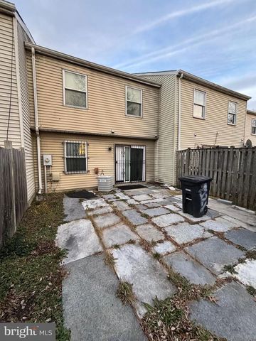 2121 N ANVIL LN, Temple Hills, MD 20748