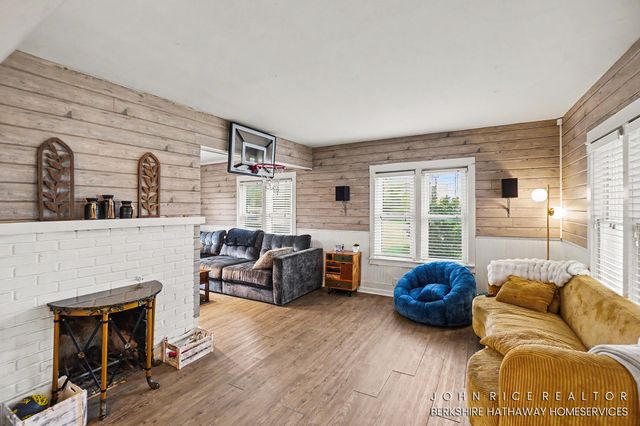 107 S Main Street, Rockford City, MI 49341