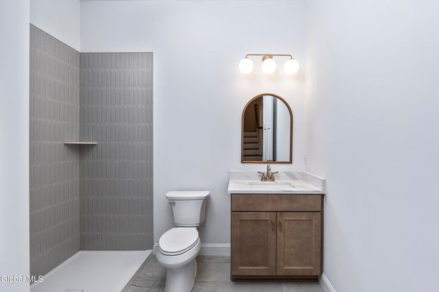 811 Walden's Pond Road, Guilderland, NY 12203