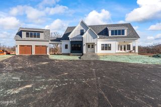 811 Walden's Pond Road, Guilderland, NY 12203