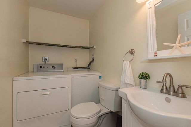 453 Turnpike Street 24, Easton, MA 02375