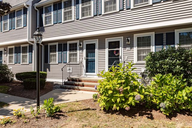 453 Turnpike Street 24, Easton, MA 02375