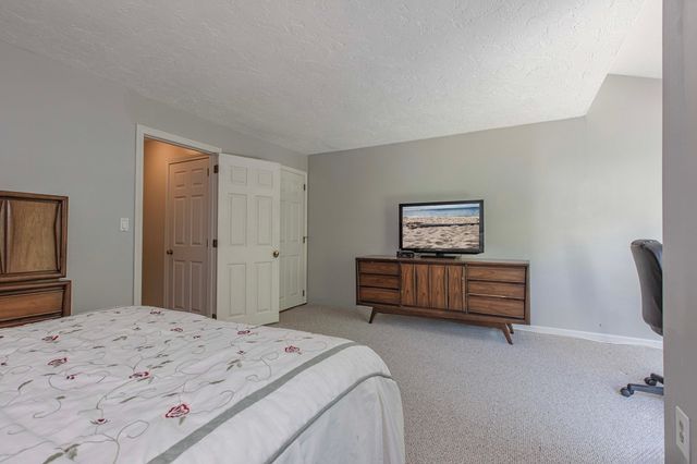 453 Turnpike Street 24, Easton, MA 02375