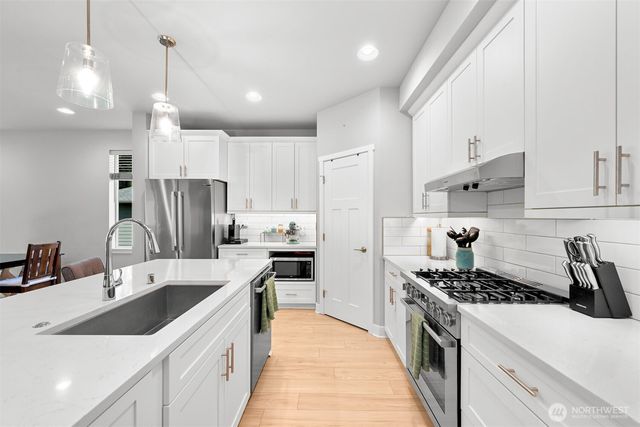 8971 Garibaldi Court, Blaine, WA 98230