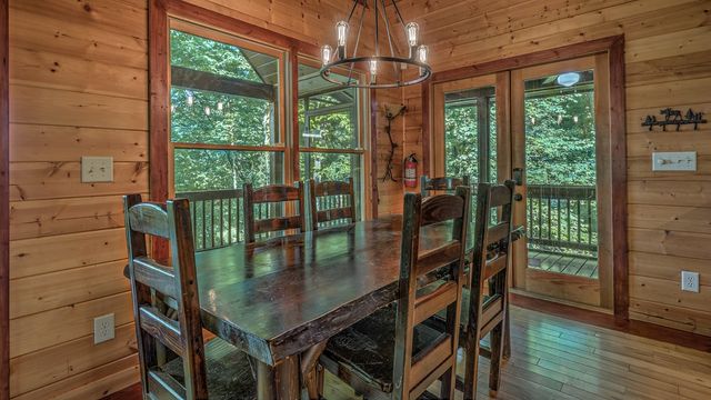 155 Shayla Drive, Blue Ridge, GA 30513