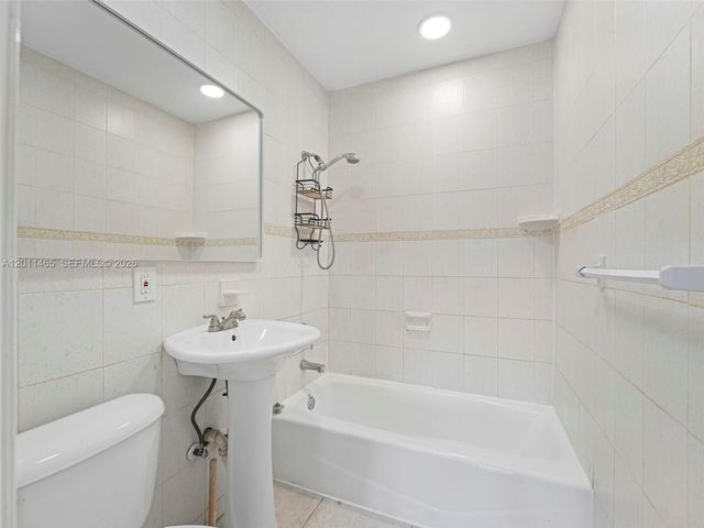 521 SW 64th Court, Miami, FL 33144