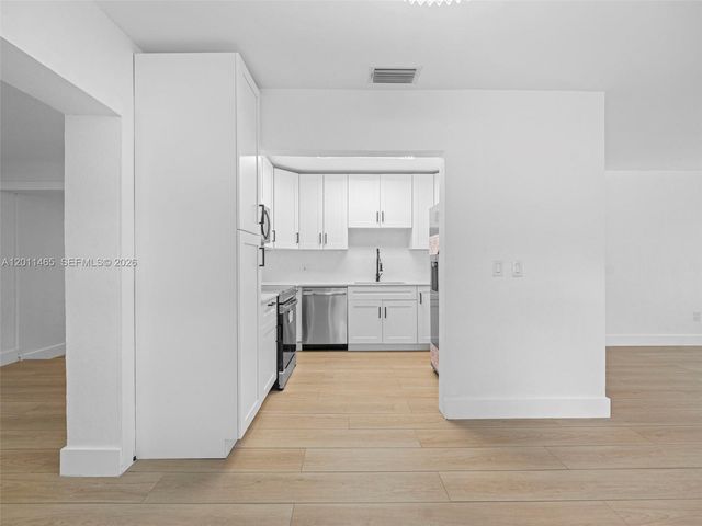 521 SW 64th Court, Miami, FL 33144
