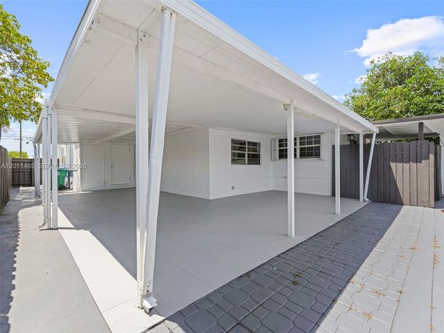521 SW 64th Court, Miami, FL 33144