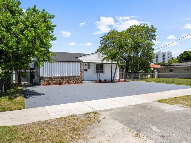 521 SW 64th Court, Miami, FL 33144