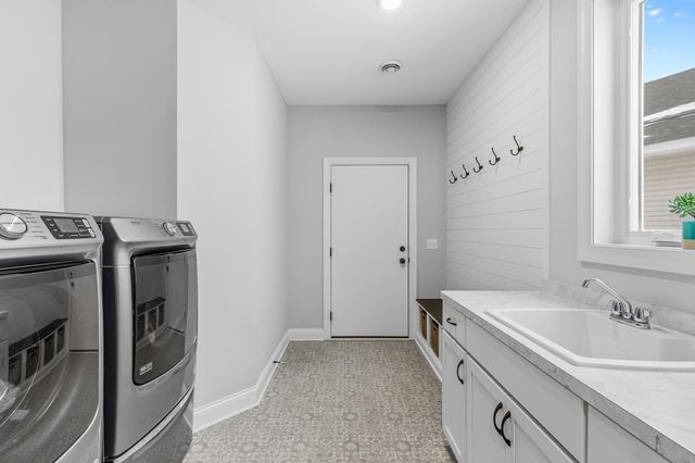 3347 Mulberry, Woodbury, MN 55129