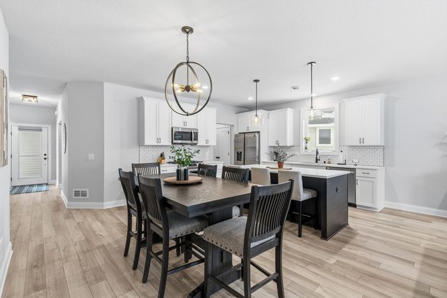 3347 Mulberry, Woodbury, MN 55129