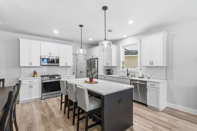 3347 Mulberry, Woodbury, MN 55129