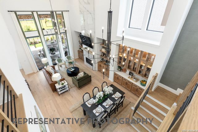 247 White Oak, Castroville, TX 78009