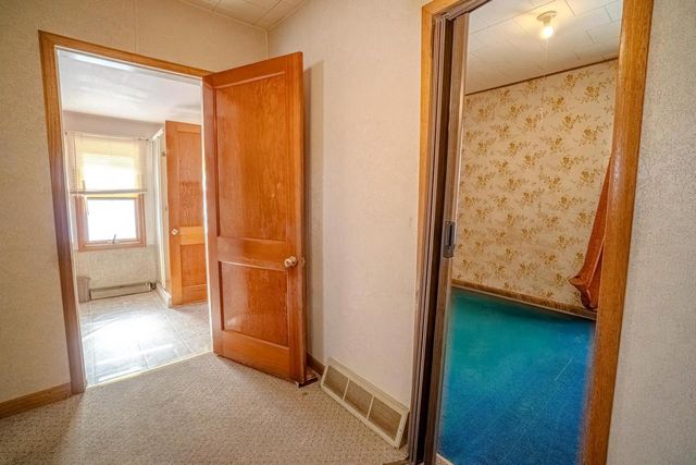 926 Pine Avenue, Hillsboro, WI 54634